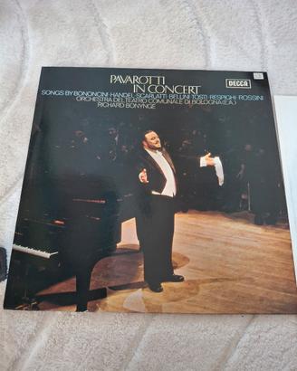 concerto di Polignano di Luciano Pavarotti 