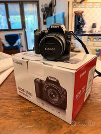 Canon EOS 250d kit 18-55 MAI USATA