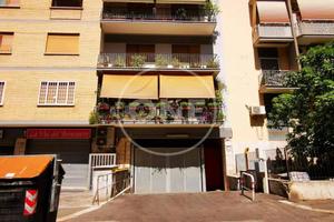 Box / Garage di 29 m² a Roma