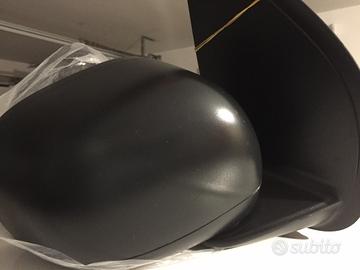 Specchietto dx nuova fiat panda . NUOVO