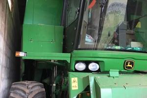 mietitrebbia John deere