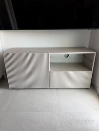 Mobile porta tv