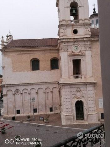 3vani, centro storico, con vista sulla cattedrale