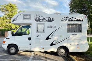 Camper Monoscocca in vetroresina