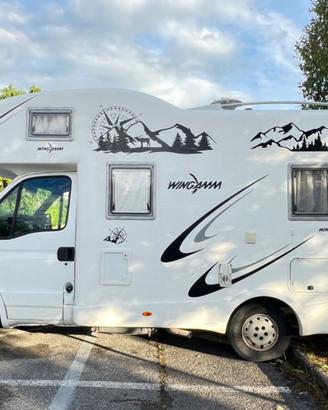 Camper Monoscocca in vetroresina