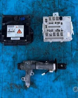Body computer Nissan Navara 2005 2500cc TD YD25