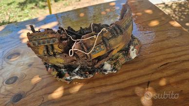 relitto per acquario