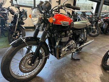 TRIUMPH Bonneville T100 BONNEVILLE T 100