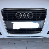 Griglia anteriore originale audi A3 2010