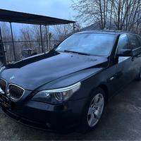 BMW 530 XD. Valuto anche permute