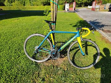 Bici corsa carbonio fontana 