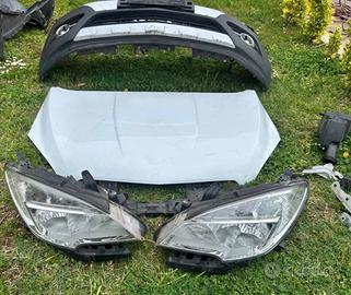 Muso anteriore Opel Mokka 1serie con radiatori