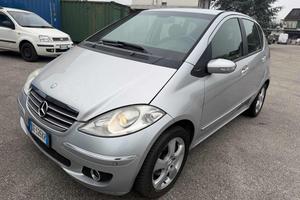 MERCEDES-BENZ A 180 CDI Avantgarde senza nessun