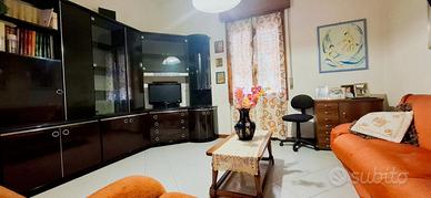 Bolognina: Luminoso trilocale libero subito