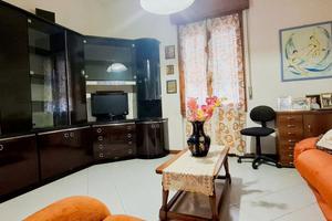 Bolognina: Luminoso trilocale libero subito