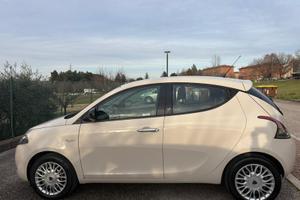 Lancia Ypsilon 1.3 diesel - 2014