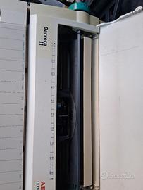 🔹 TITOLO (copialo così)
Macchina da scrivere elet