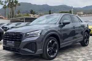 Audi Q2 S Line interno ed esterno 2.0 TDI 150...