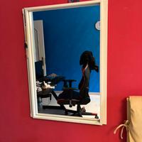 Specchio e comodino per cameretta