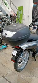 BAULETTO per moto e scooter da 28 L