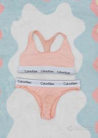 Completo top sportivo e slip Calvin Klein S rosa