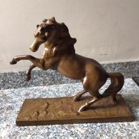 Soprammobile cavallo