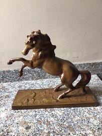 Soprammobile cavallo