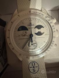 Moonswatch Mission to Earthphase Moonshine Gold