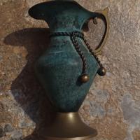 Brocca e vaso in ottone verde menta vintage