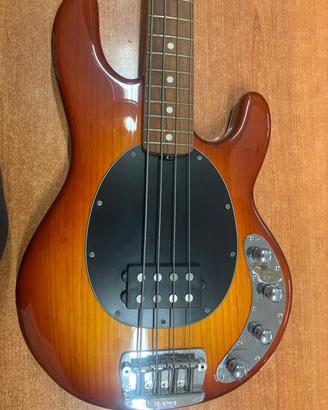 Basso Ernieball Musicman Sting Ray 4 corde