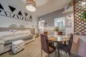 TRILOCALE AL PIANO TERRA CON BOX E CANTINA