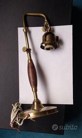 Lampada antica in ottone