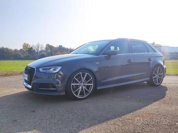 AUDI A3 2.0 TFSI Quattro S tronic S line!
