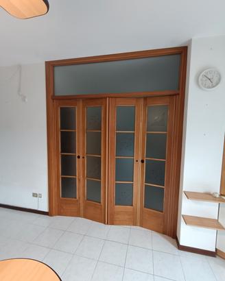 Porta a vetro in legno