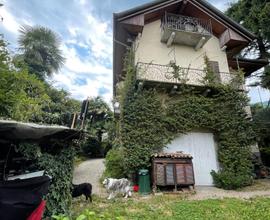 Villa storica con vista lago a stresa