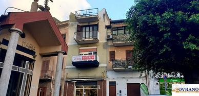 CAPACI: APPARTAMENTO CON TERRAZZO