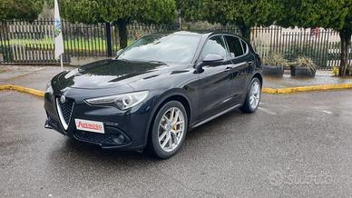 Alfa Romeo Stelvio 2.2 Turbodiesel 180 CV AT8 RWD 