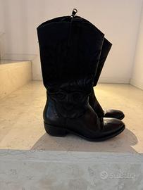 Stivaletti tipo texano da donna usati Mondà Milano