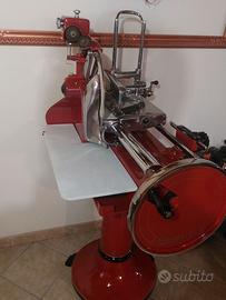 Affettatrice a volano ironweed