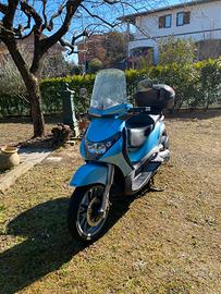 Scooter Beverly 400 ie