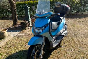 Scooter Beverly 400 ie