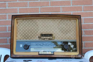 Radio d’epoca Philips Saturn 563 BD563A (1956/57)