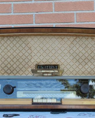 Radio d’epoca Philips Saturn 563 BD563A (1956/57)