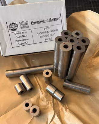 60pz. Magneti calamite permanenti industrial