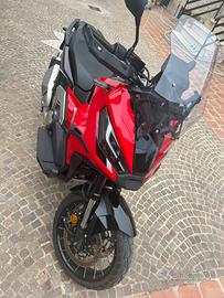 HONDA X-ADV 750 special edition zero sinistri