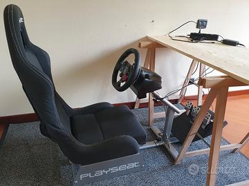 Postazione sim racing completa Playseat e Logitech