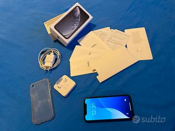 Apple IPhone Xr 64gb --- Completo Di Scatola ---