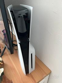 Ps5 slim disco | dicembre 24| 3 joystick 3 giochi
