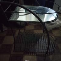 Mobile in metallo  per salotto 