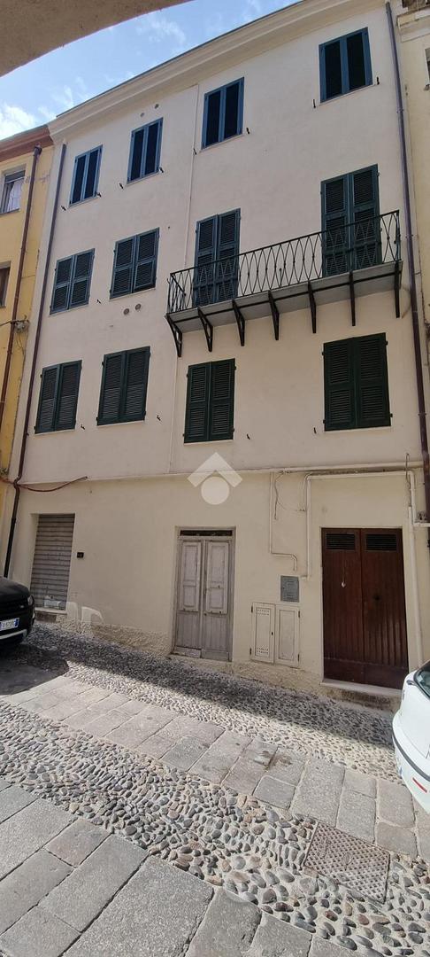 LABORATORIO A SASSARI